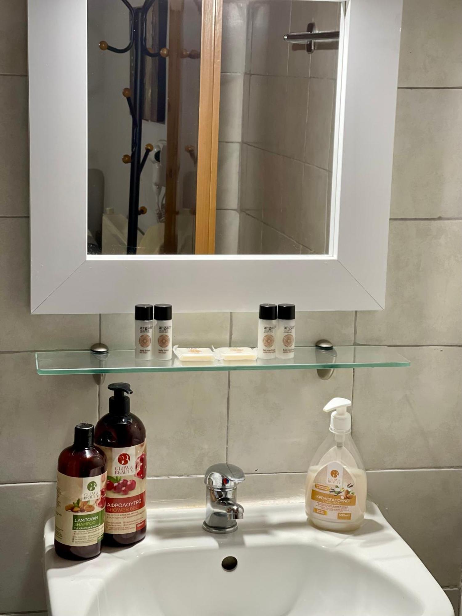 Guesthouse Tsoka Órma エクステリア 写真